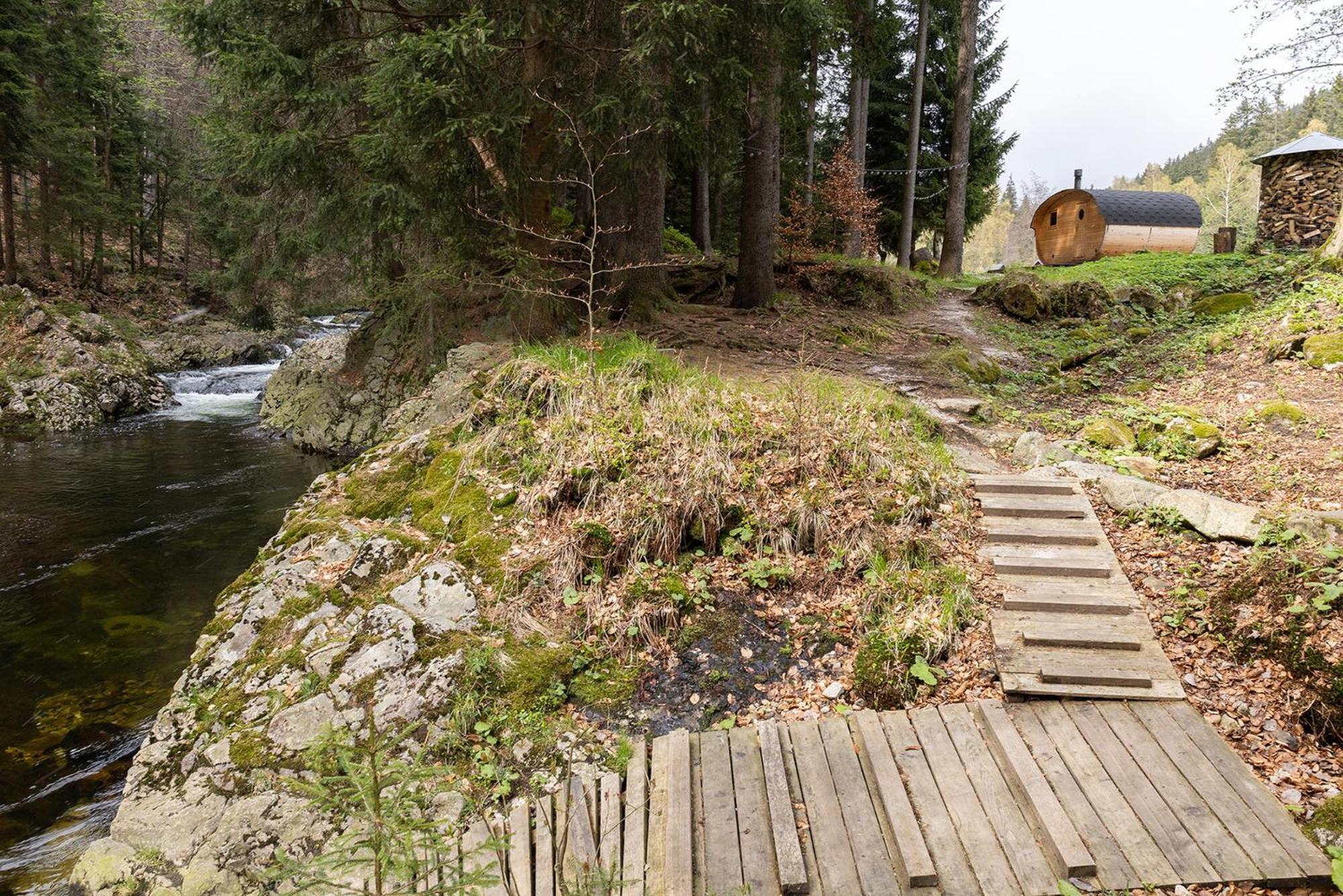 Chalets & Apartments - Base Camp Medvedin Špindlerŭv Mlýn Exterior foto