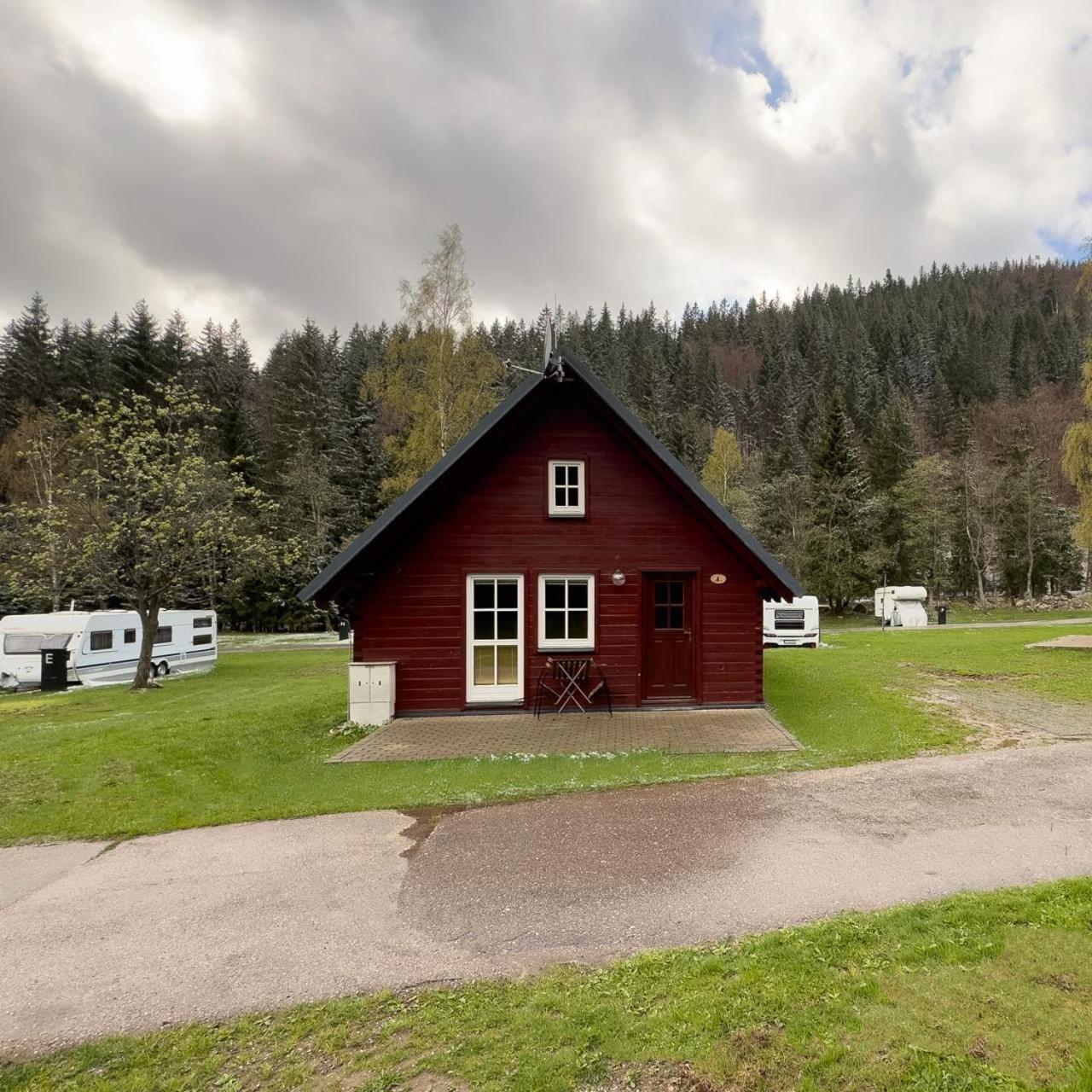 Chalets & Apartments - Base Camp Medvedin Špindlerŭv Mlýn Exterior foto