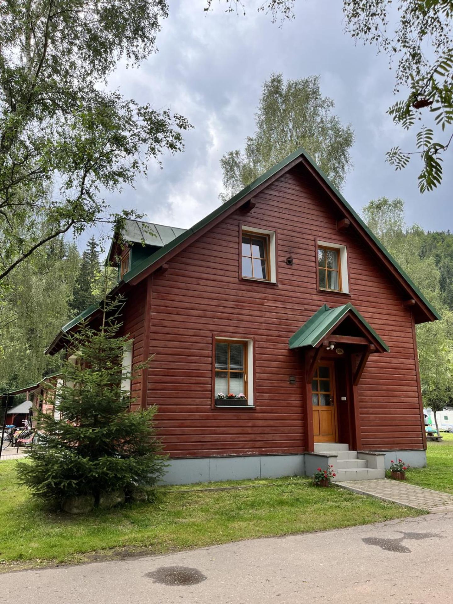 Chalets & Apartments - Base Camp Medvedin Špindlerŭv Mlýn Exterior foto